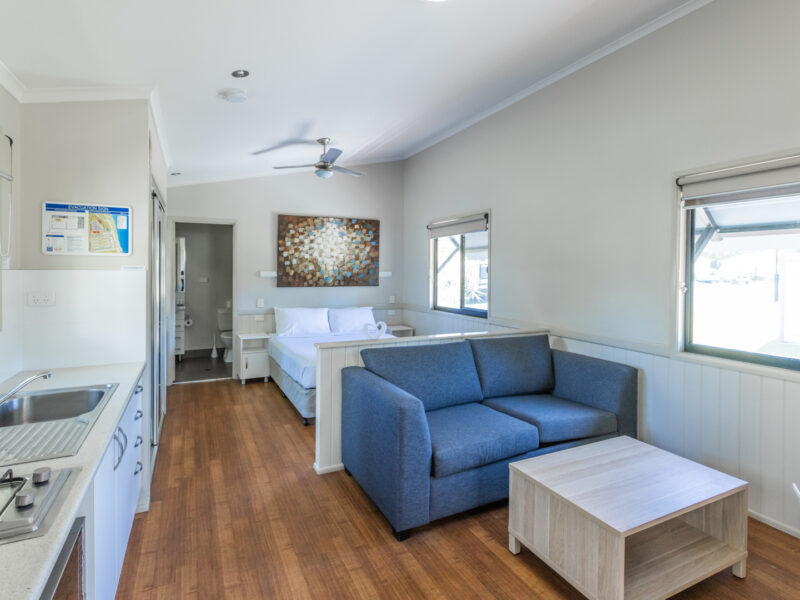 20251210 MAIN BEACH TOURIST PARK 55 STUDIO CABIN