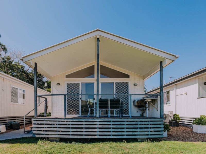 20240828 TALLEBUDGERA TOURIST PARK 70 2 BR WATERFRONT SUPERIOR CABIN WEB