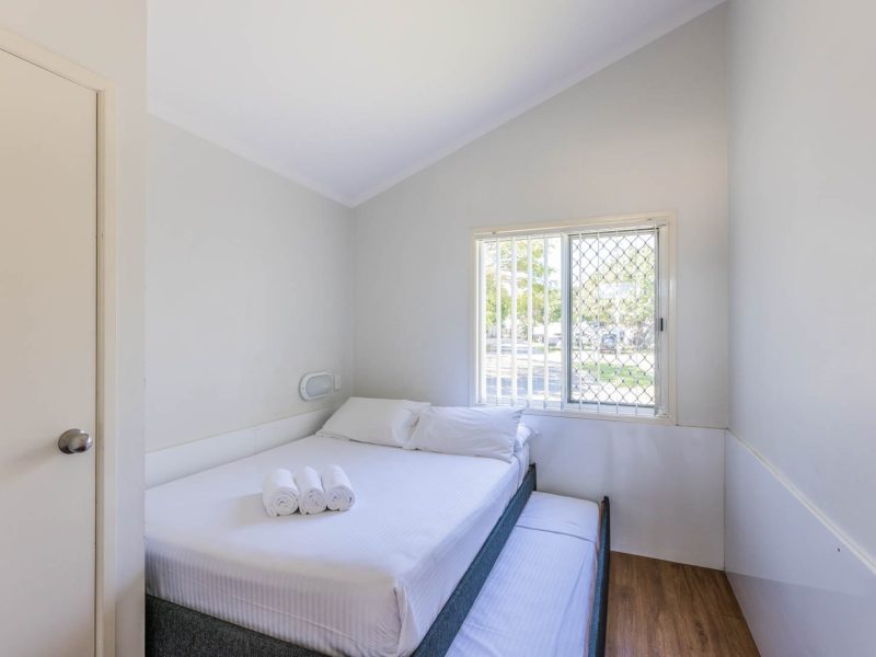 20240828 TALLEBUDGERA TOURIST PARK 78 2 BR WATERFRONT SUPERIOR CABIN WEB