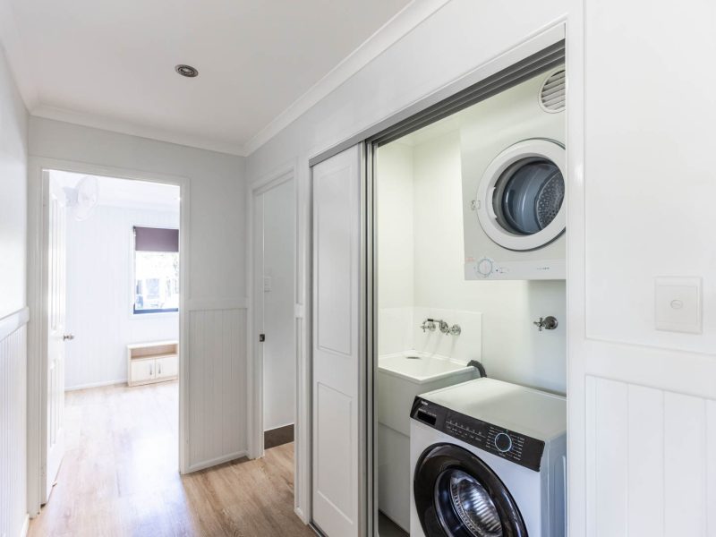 20240828 TALLEBUDGERA TOURIST PARK 10 2 BR DELUXE CABIN WEB