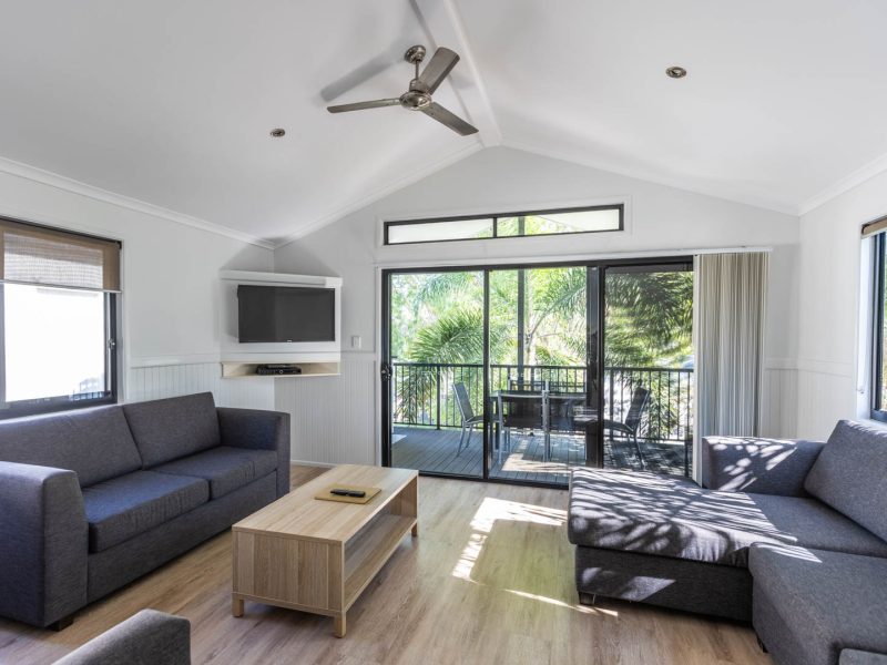 20240828 TALLEBUDGERA TOURIST PARK 2 2 BR DELUXE CABIN WEB