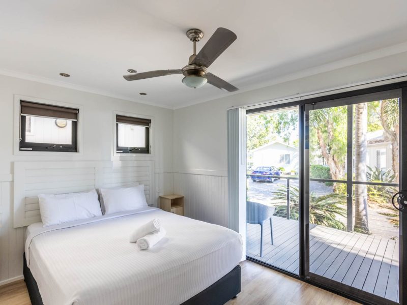 20240828 TALLEBUDGERA TOURIST PARK 5 2 BR DELUXE CABIN WEB