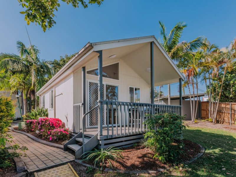 20240828 TALLEBUDGERA TOURIST PARK 26 2 BR WATERFRONT CABIN WEB
