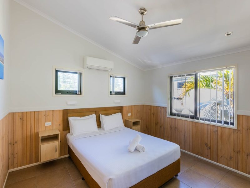 20240828 TALLEBUDGERA TOURIST PARK 60 3 BR CABIN WEB
