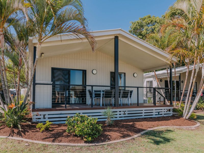 20240828 TALLEBUDGERA TOURIST PARK 69 3 BR CABIN WEB