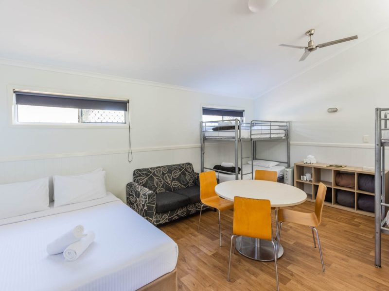 20240828 TALLEBUDGERA TOURIST PARK 93 FAMILY ROOM WEB